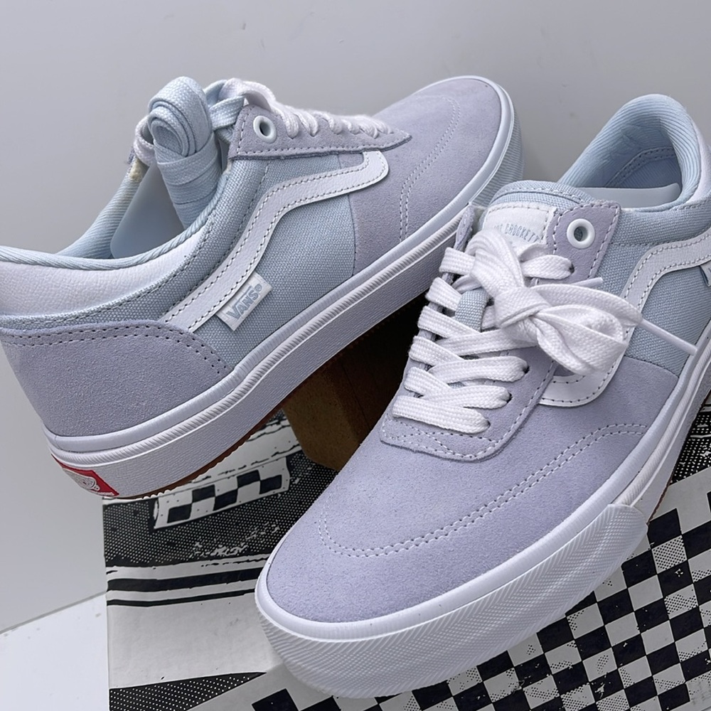 Vans WMNS Gilbert Crocke
Light Blue
VN0A5JIFLTB Sneakers - Picture 10 of 16